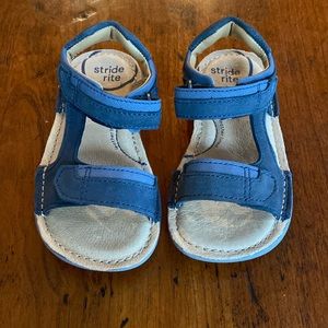 Like new - stride rite blue velcro sandals
